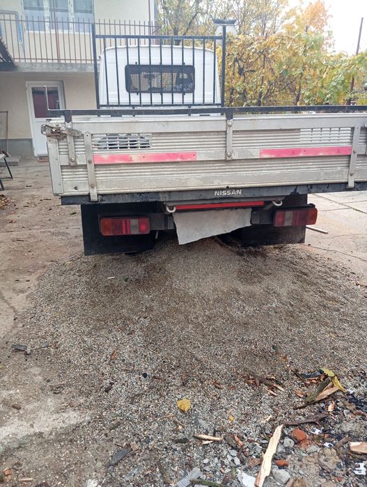 Autoutilitară Nissan Trade