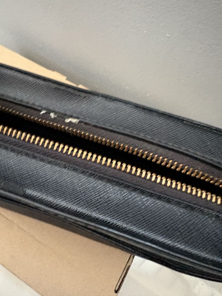 Оргинална Guess чанта