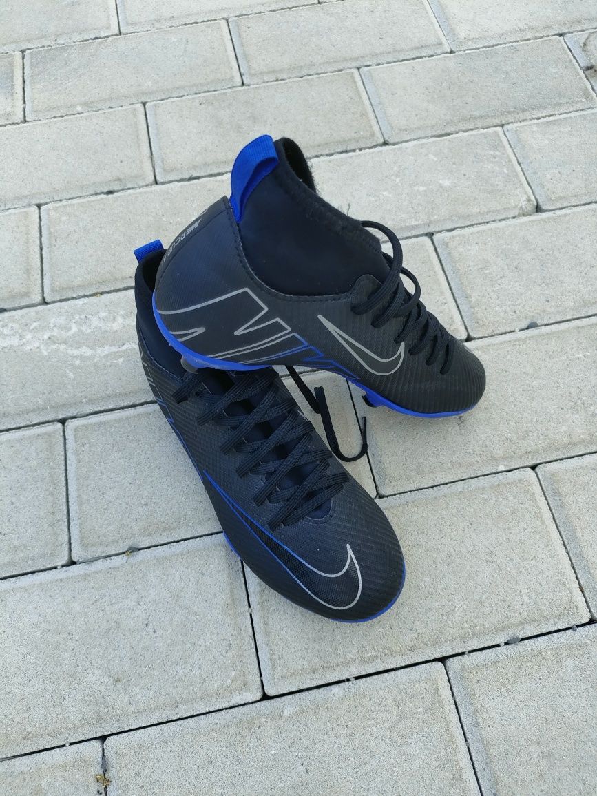Ghete de fotba 33,5 Nike Mercurial Superfly 9 Club Firm Ground pentr