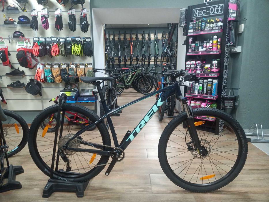 Bicicleta TREK Marlin 6 Gen2 marime L - in stoc EST BIKE Funky Sports