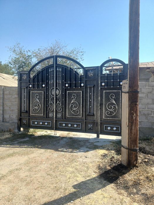 Астыртта уй сатылады больница жакта