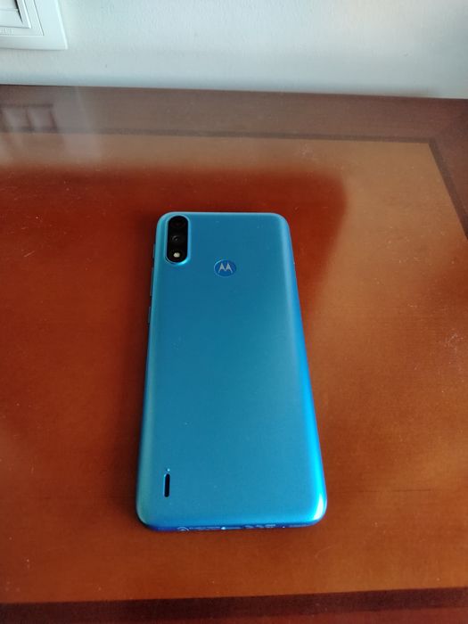 Като нов мобилен телефон Motorola e7i