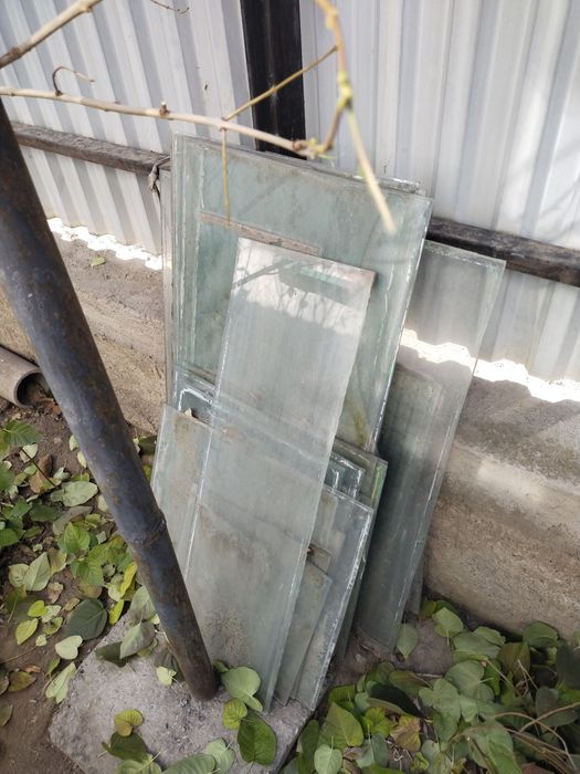 Стекла от старых окон