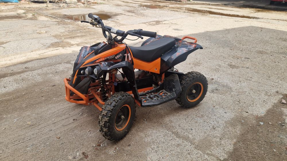 Vand atv quad copii electric aproape nou