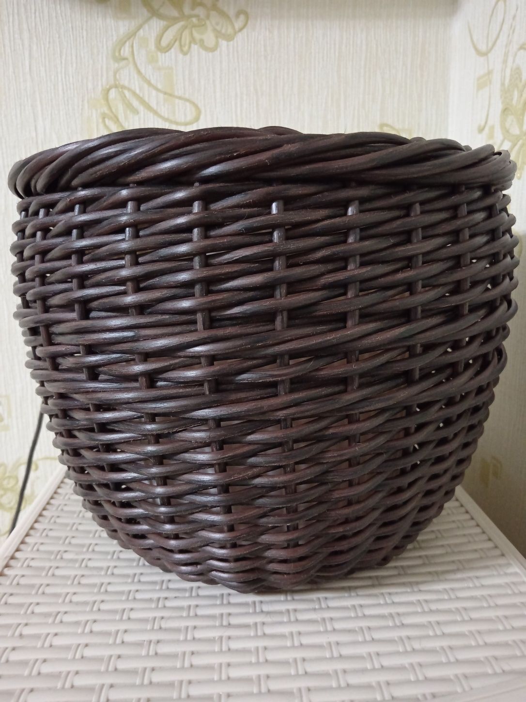 Кашпо из ротанга