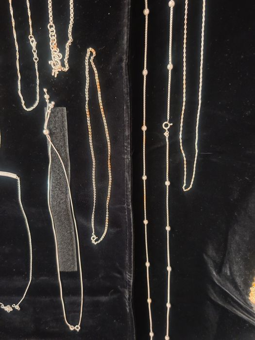 Продавам сребрърни накети