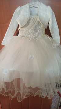 Платье красивое для принцессы