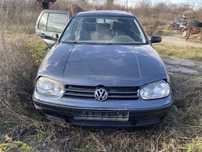 Golf 4 на части 1.6 105 коня само на бензин