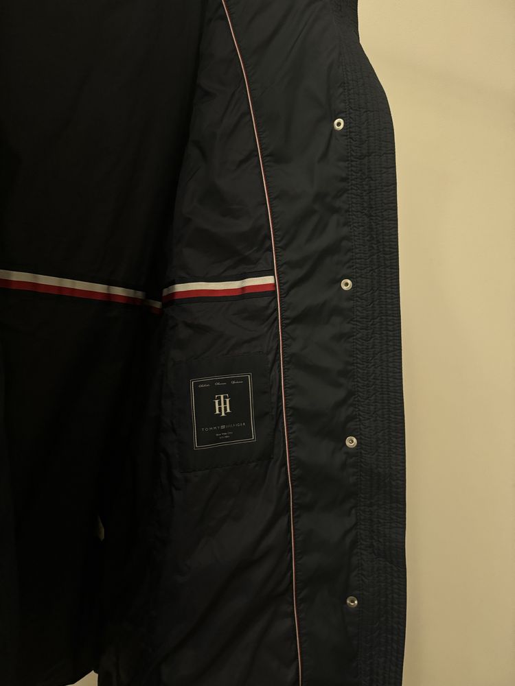 Geaca Tommy Hilfiger, fara defecte