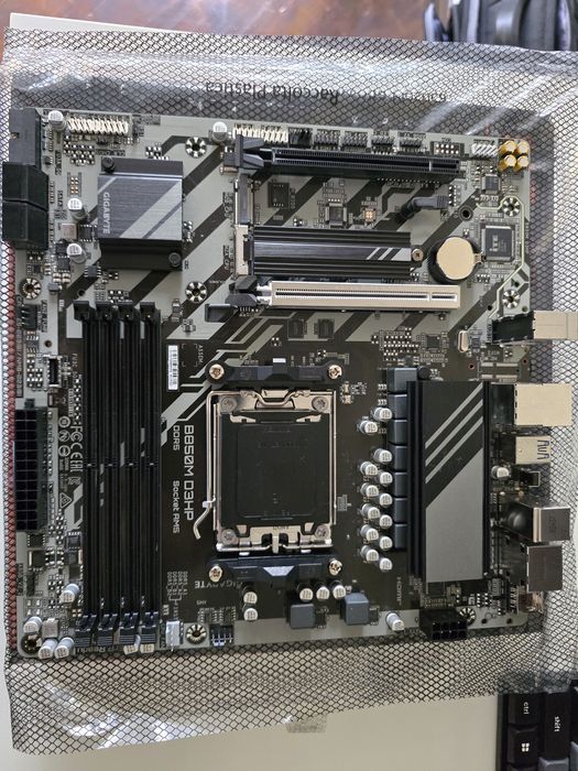 Placa de baza GIGABYTE B850M D3HP, AM5, DDR5, mATX