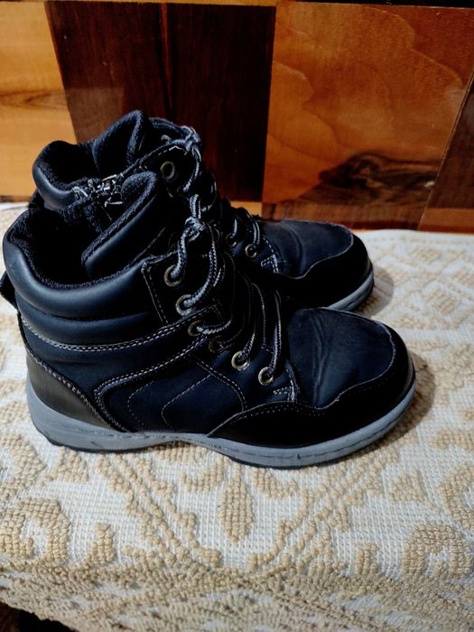 GHETE băieți pentru iarnă,mărimea 34.