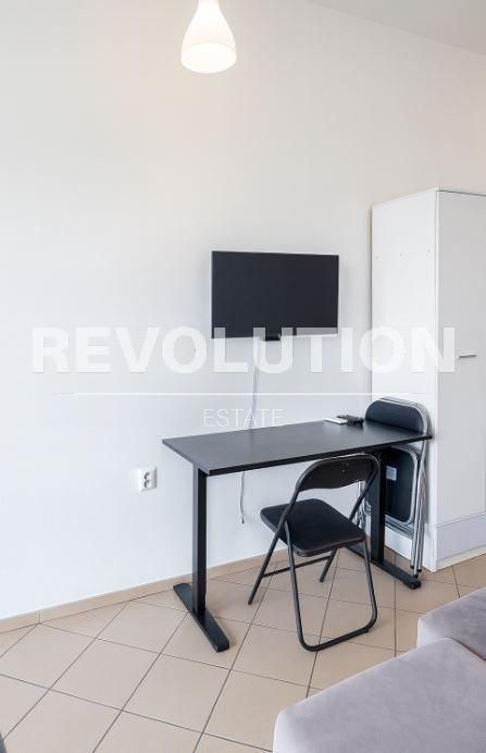 Дава се под наем Едностаен апартамент в Варна, Погреби - 37 кв.м за 259.08 € - Снимка #2