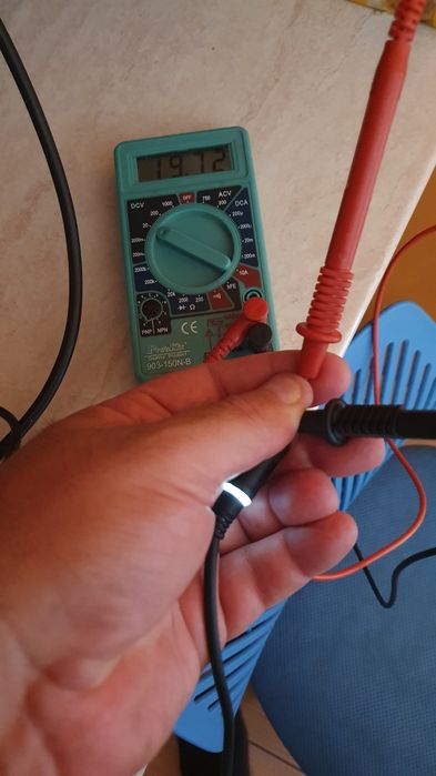 Alimentator laptop Asus Dell posibil defecte