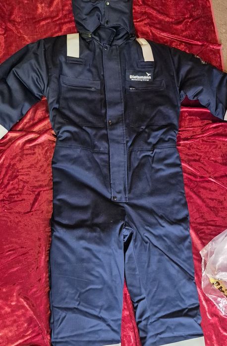 Зимний комбинезон