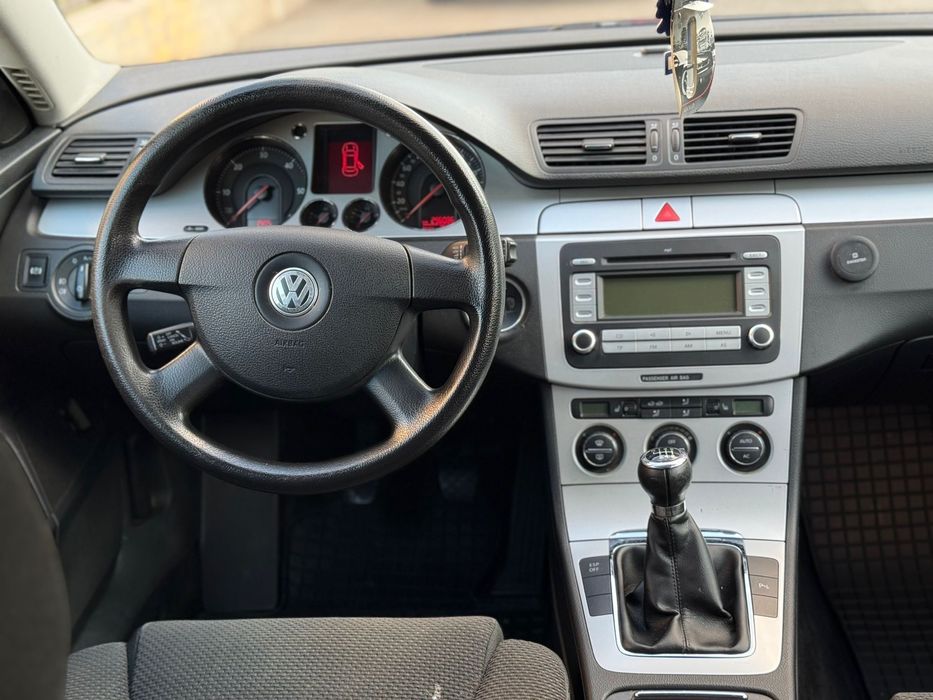 VW PASSAT B6 2.0 TDI 140 cp