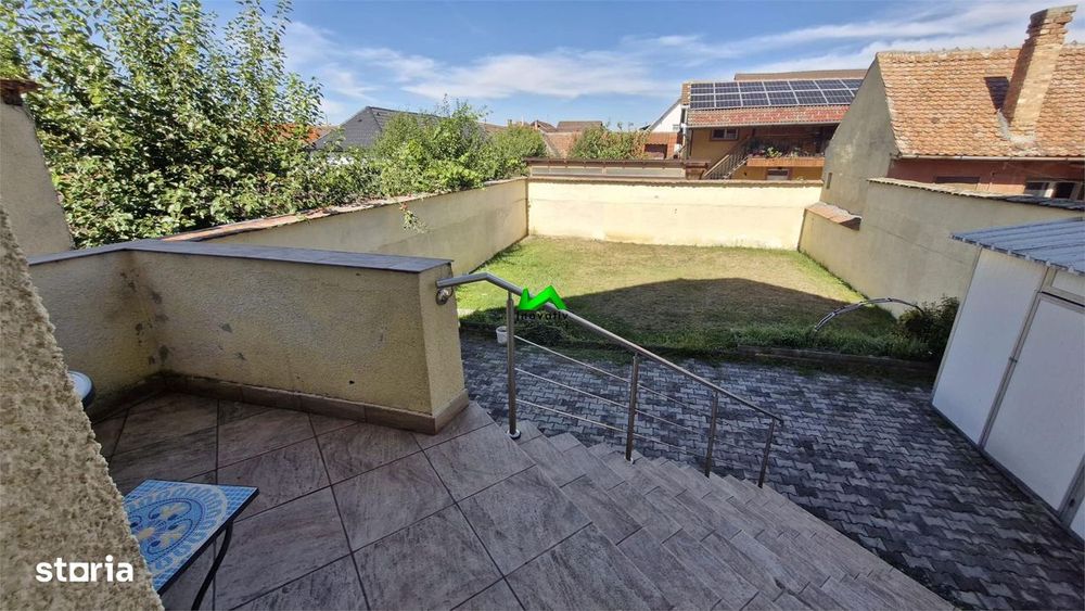 casa de inchiriat 5 camere curte Sibiu Terezian