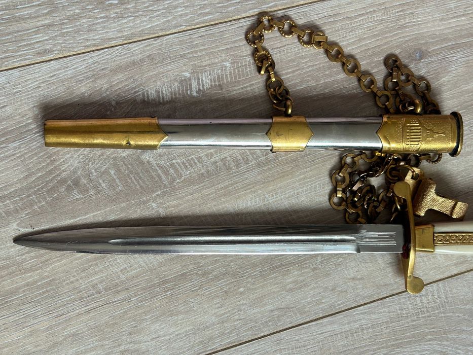 Кортик,офицерски