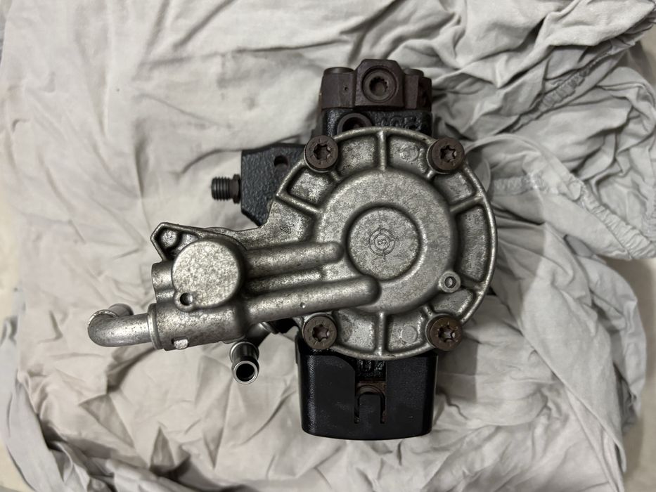 Pompa inalta presiune golf 6 1.6 tdi cayc 03L130755AL01