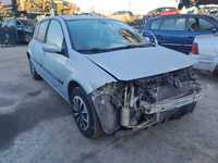 Dezmembrez Renault Megane 1.5 dci euro 3 an 2003