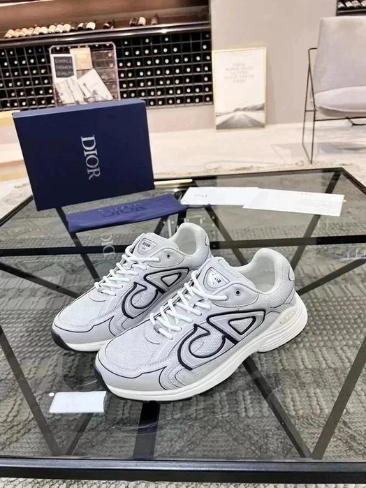 Dior B30 всякакви цветове