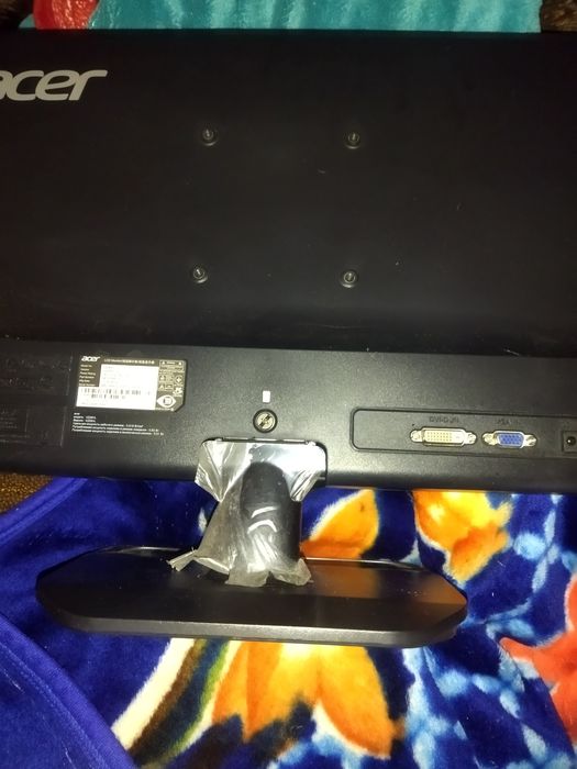 Фулл HD монитор 60hz