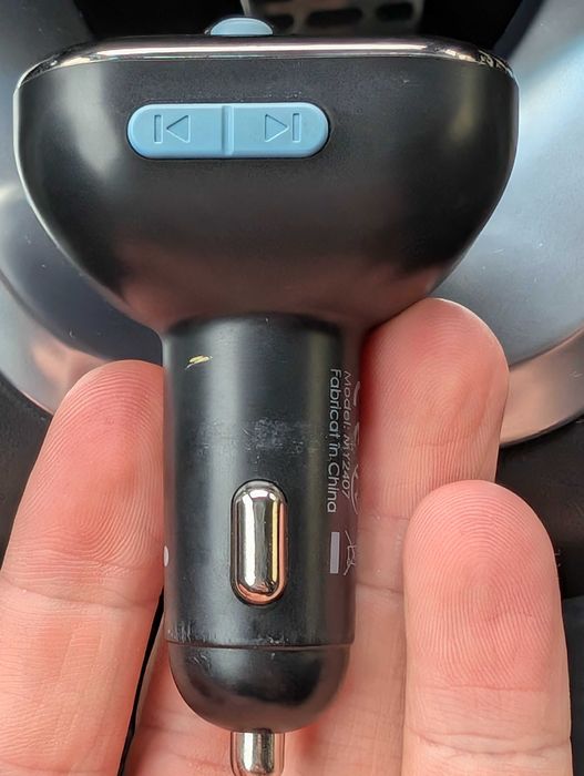 Modulator FM Bluetooth,  LED, BASS BOOSTER, Fast Charging
