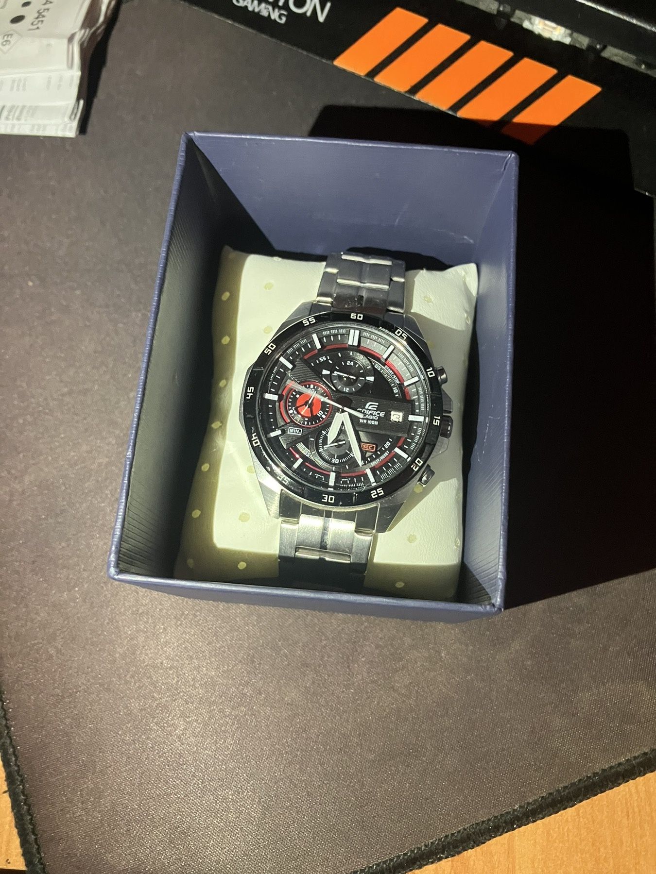Часовник Casio EDIFICE