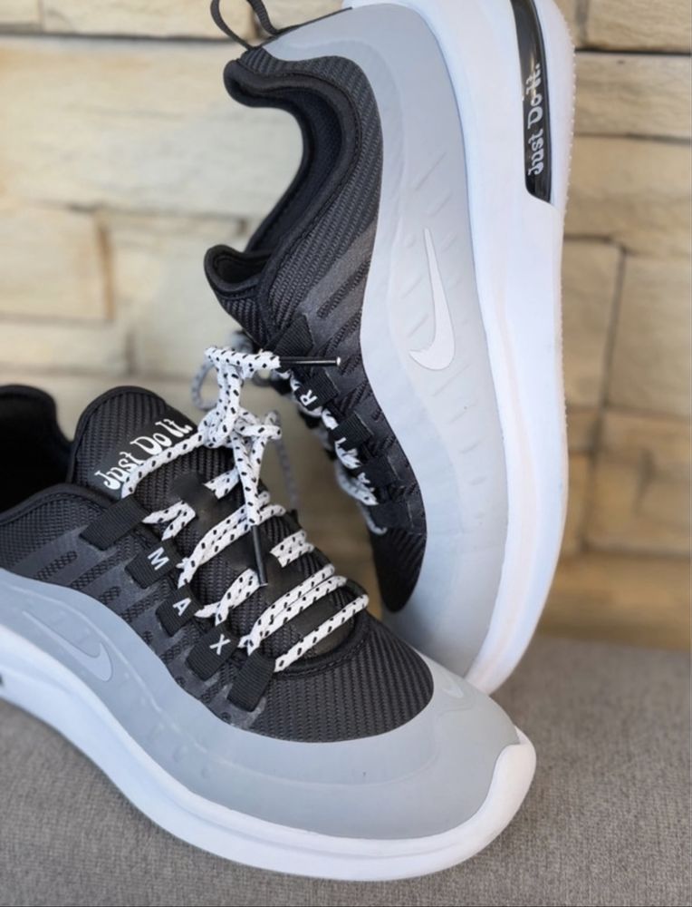 Adidași Nike femei