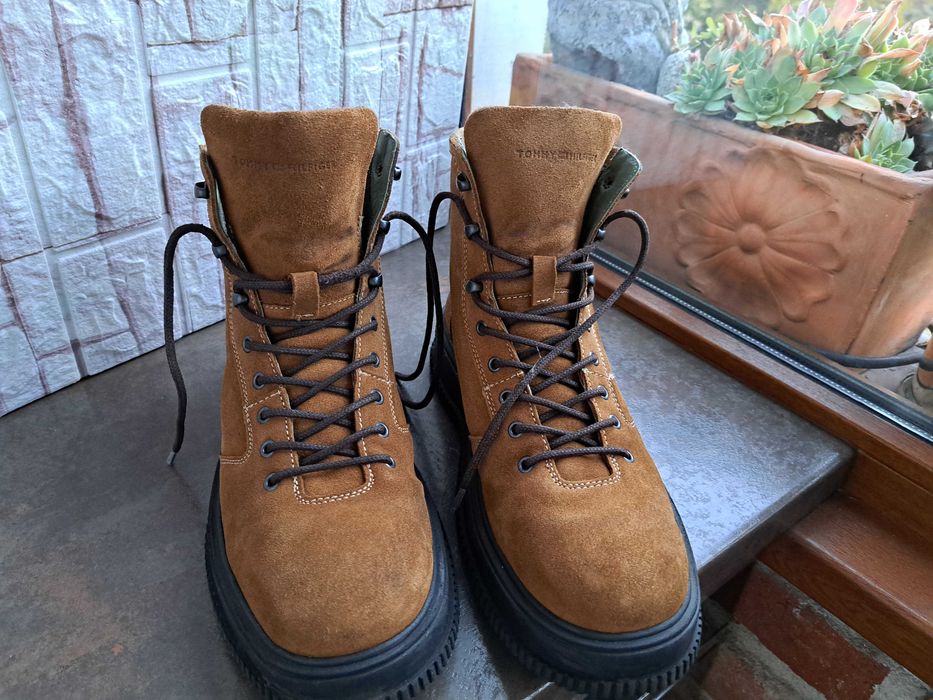 мъжки зимни обувки,боти,кубинки,ном44,Tommy Hilfiger