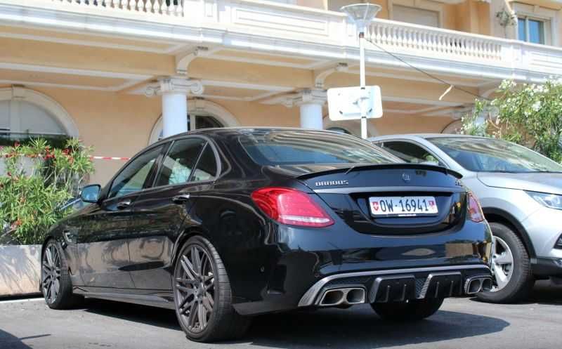 Спортен дифузер тип Brabus за Mercedes Benz C class W205 13-19