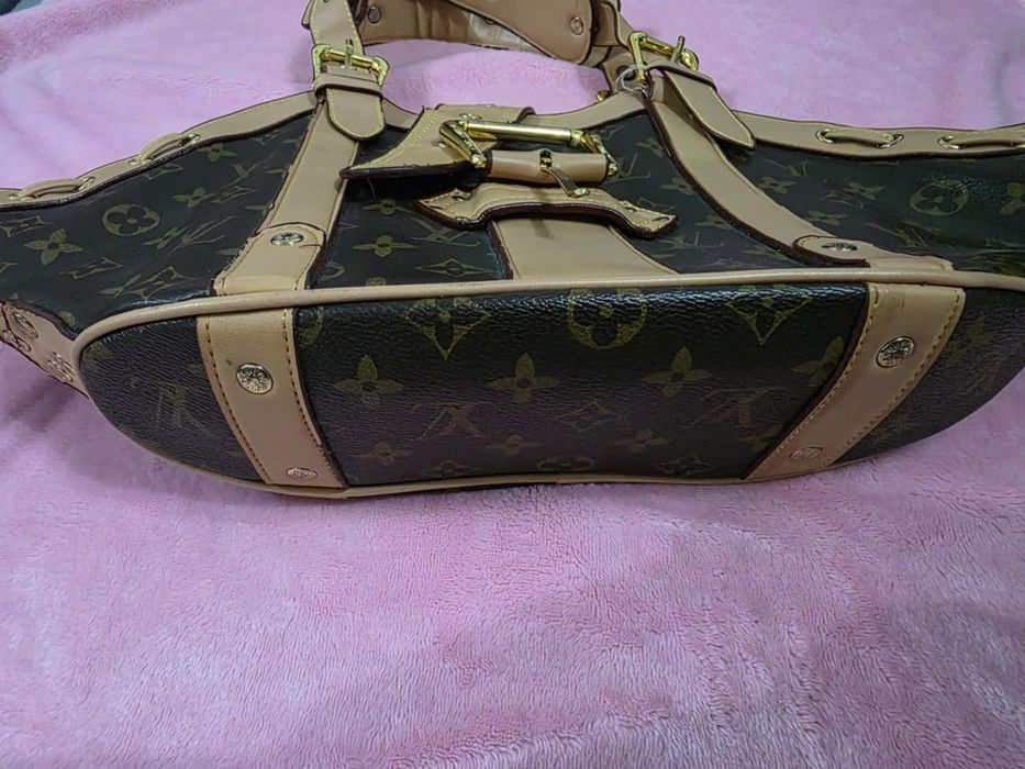Geanta louis vuitton
