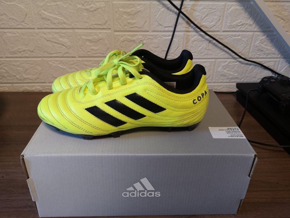 Бутонки Адидас 35,5