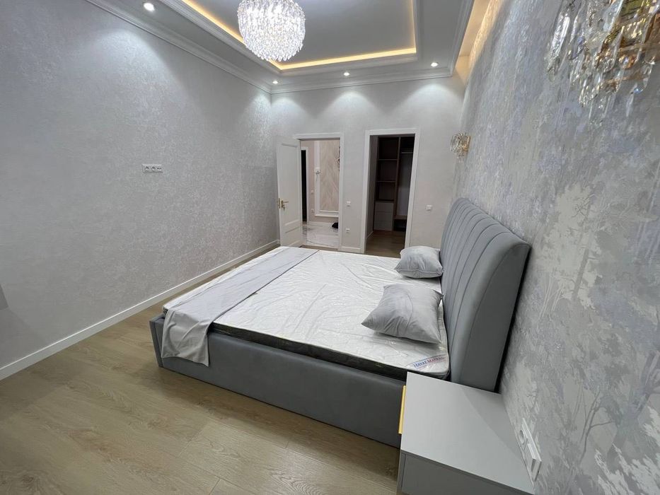 Xon Saroy Продается 3 комнатная квартира ремонт Глинка 8-роддом