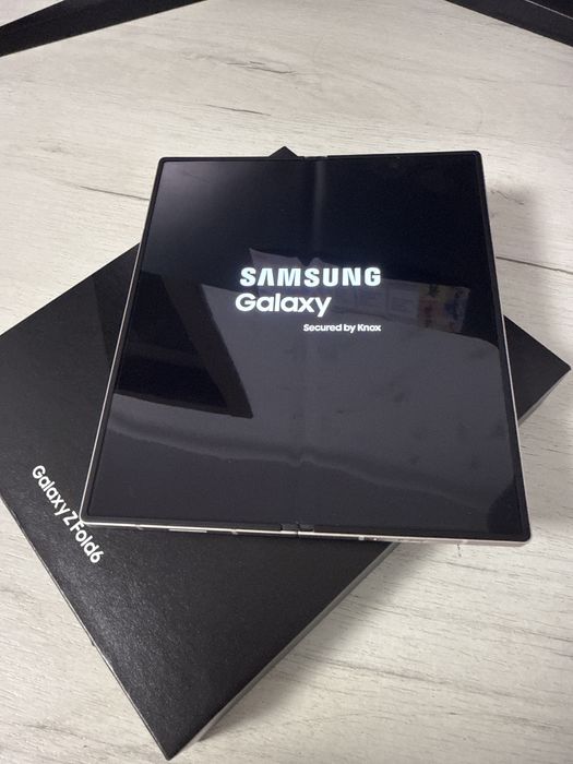 Samsung Z Fold 6 512Gb Roz Impecabil ca Nou