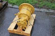 Reductor de rotire Caterpillar D6T - Piese de schimb Caterpillar