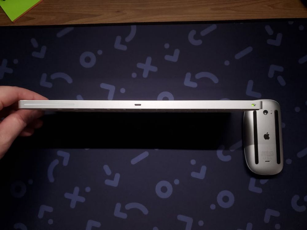 Apple Magic Keyboard/Mouse