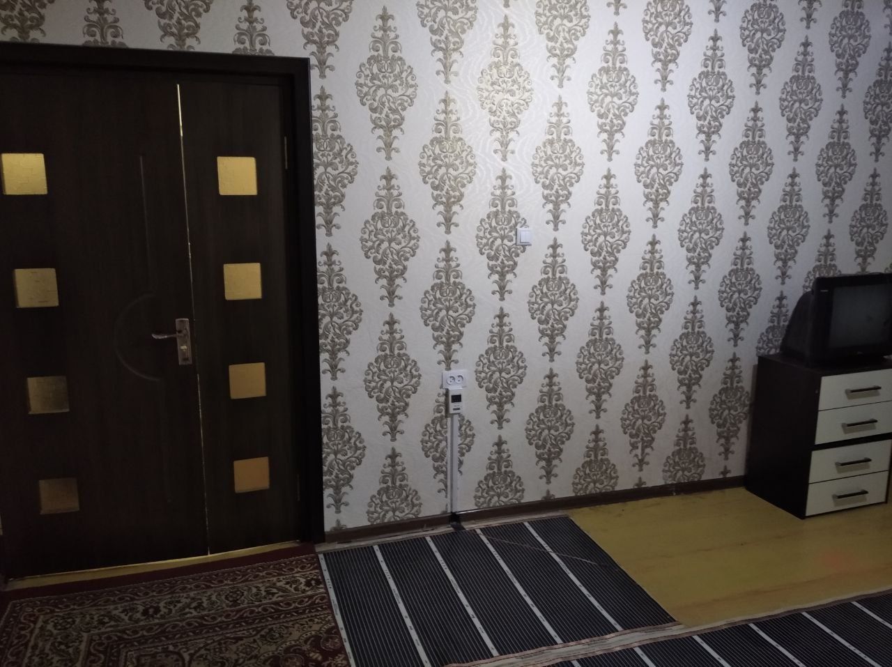 Сдается на Юнусабаде-18 1/4/5 для семьи.