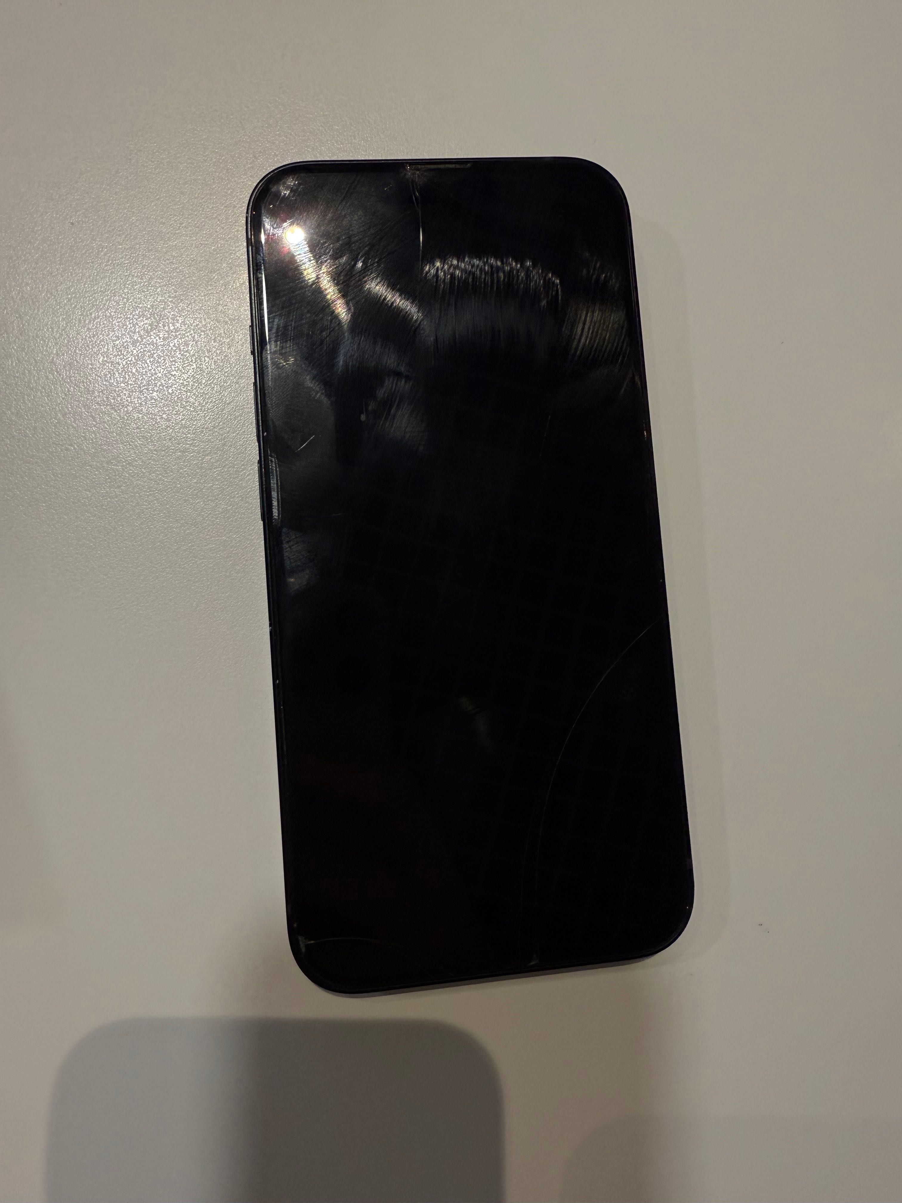IPhone 14 128gb в отличном состоянии