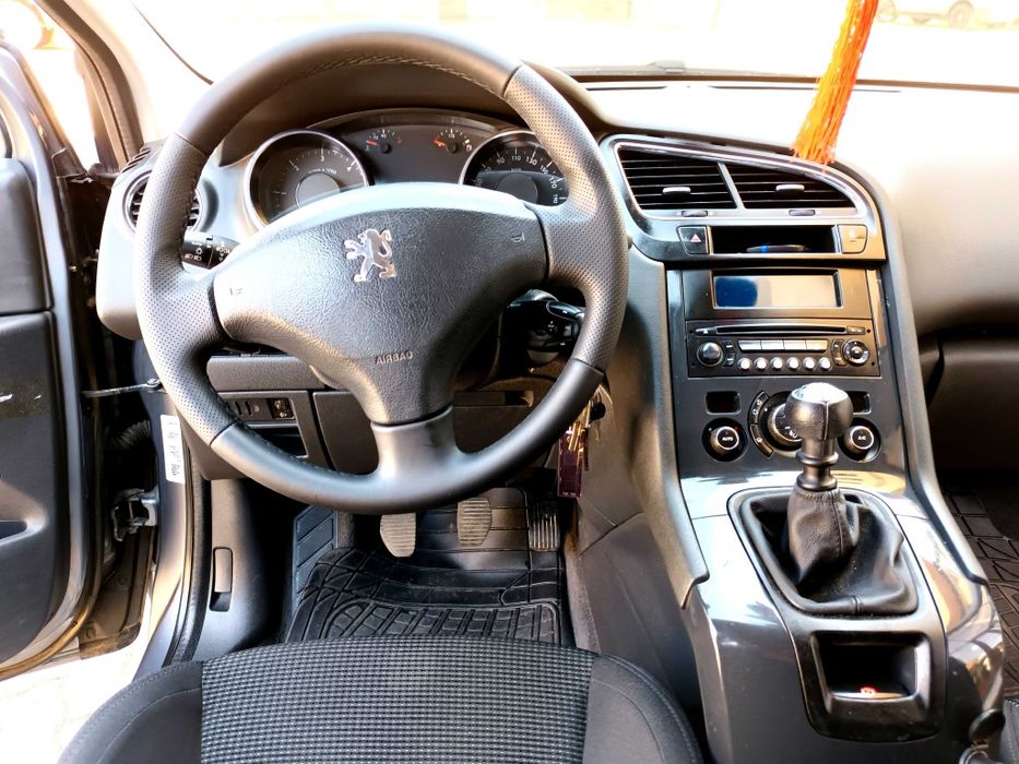 Proprietar vând Peugeot 5008 1.6 HDI, 115cp,fabr.2012,euro 5, 7 locuri