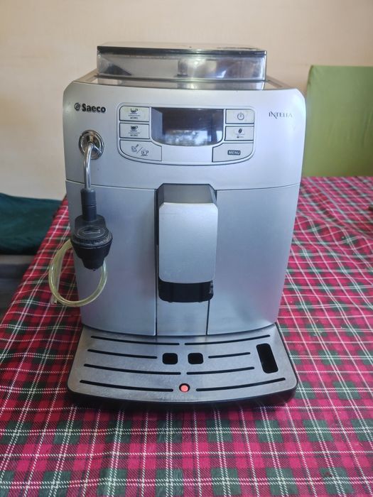 Espressor automat  Saeco Intelia  1850 W, 15 Bar, 1.5