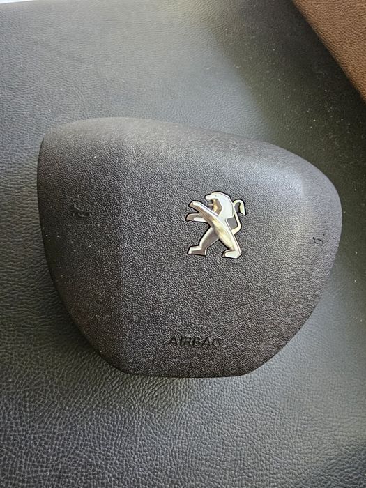 Airbag капачка Peugeot