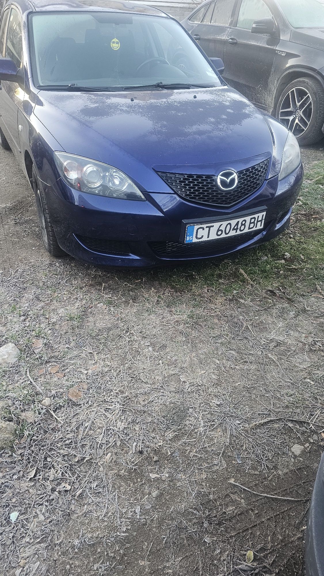 Мазда 3 автомобил