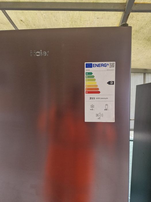 Frigider Haier NOU NEFOLOSIT. Înălțime 196/60/65 Cu WI-FI  Grii închis