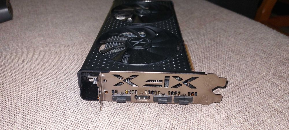 Placa video RX6650XT noua