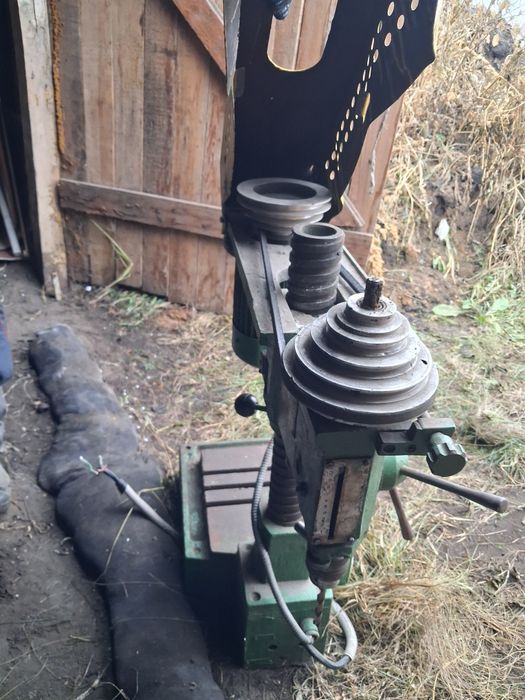 Продам сверлильный станок