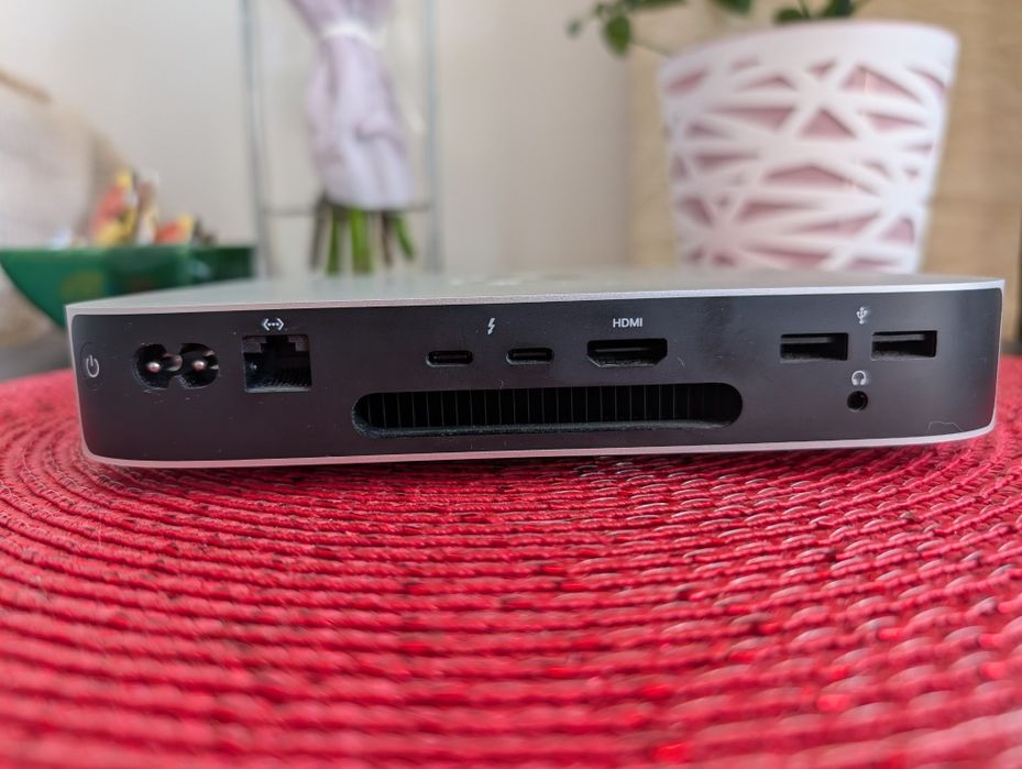 Apple MacMini M2 8Gb 256Gb macos Sequoia 15