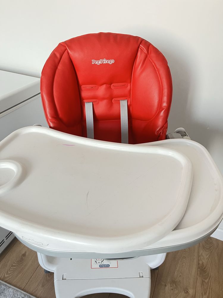 Продам стульчик Peg-Perego Tatamia Follow Me Fragola