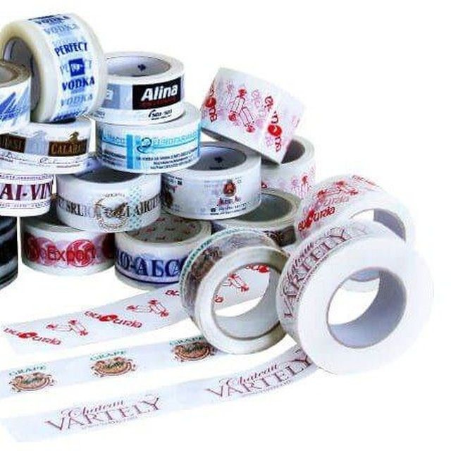 Изготовление скотч с вашим логотипом под заказ.