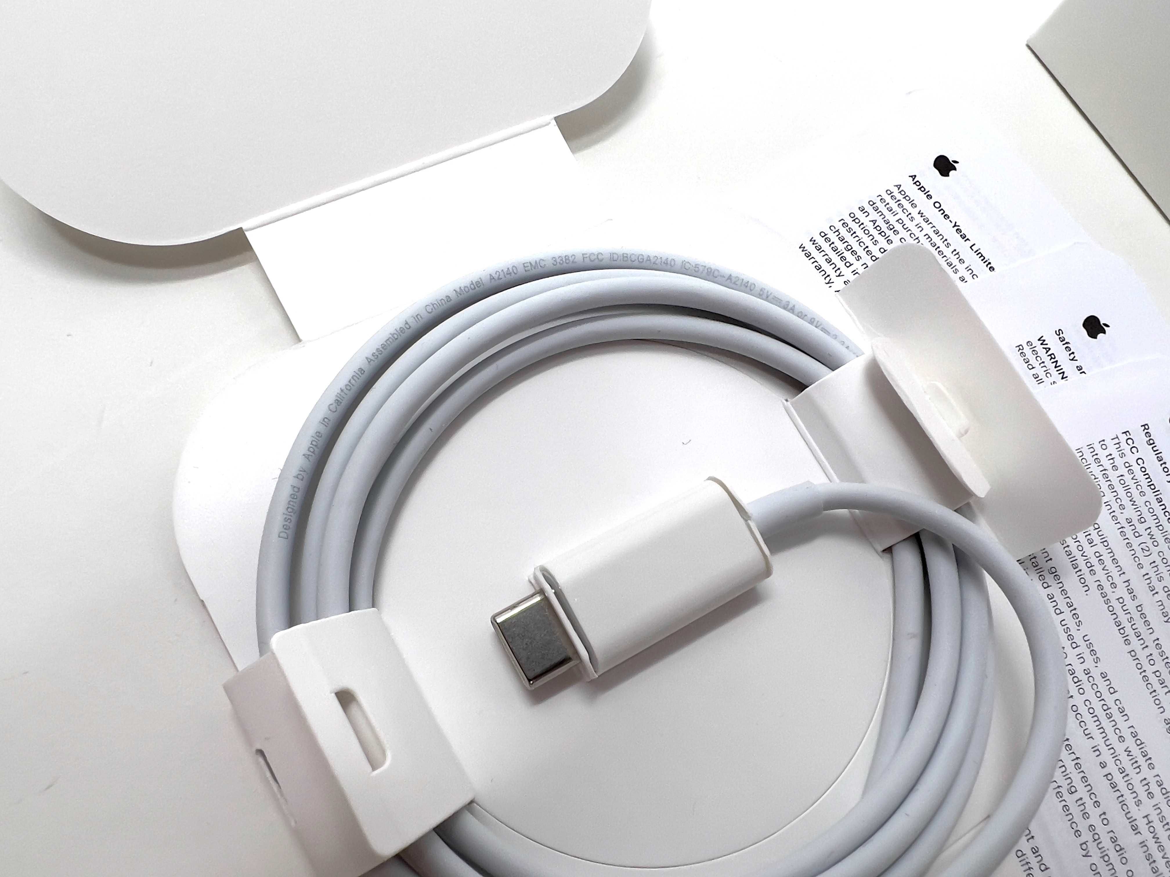 Оригинално  безжично зарядно MagSafe Charger поставка за Apple iPhone