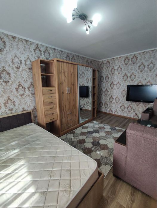 Продам 1 ком Максим Горький